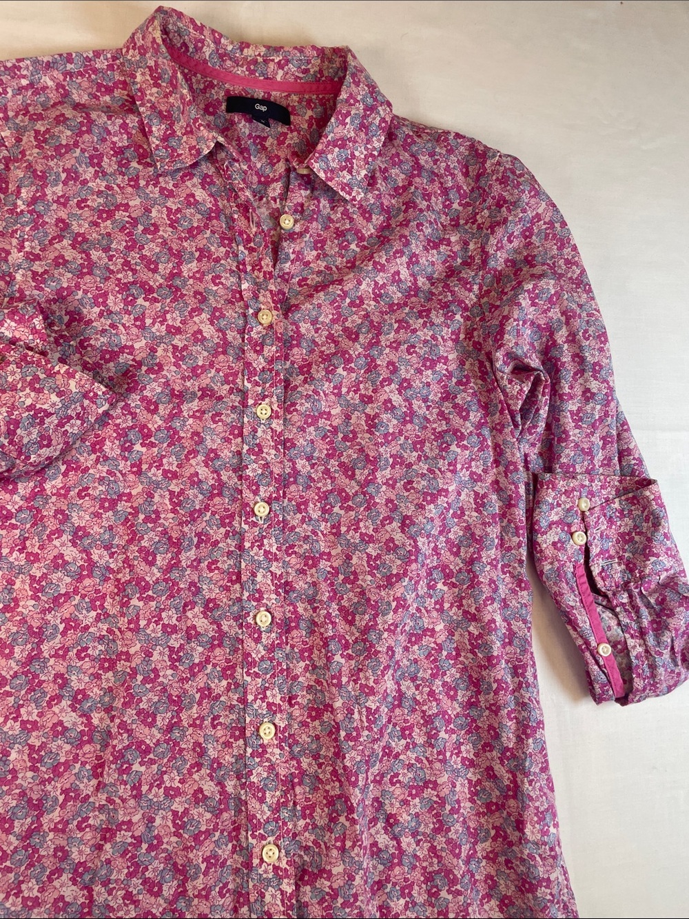 GAP Pink Floral-Print Button Down Shirt - Picture 4 of 5